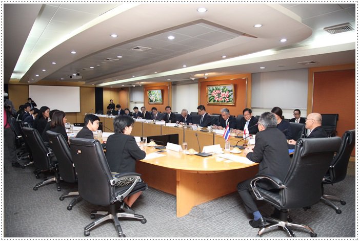 รองปลัดภานุวัฒน์ ให้การต้อนรับรองผู้ว่าราชการจังหวัดโออิตะ