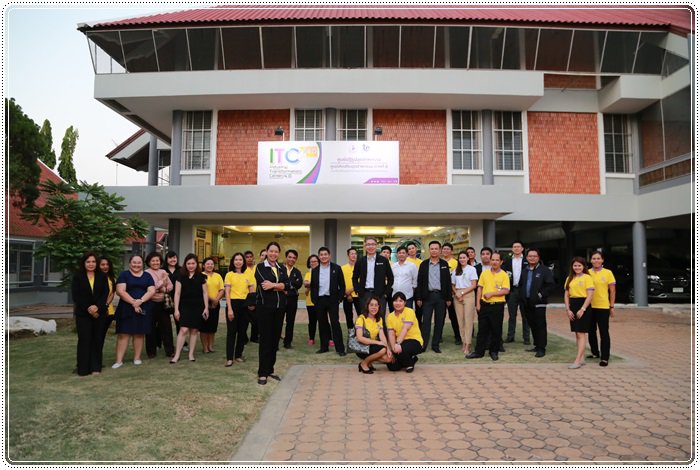 “อธิบดีณัฐพล” พร้อมคณะผู้บริหาร กสอ. ตรวจเยี่ยมและมอบนโยบายแก่ ข้าราชการ พนักงาน และลูกจ้าง ศภ.8 กสอ. เน้นการทำงานให้เกิดประสิทธิผลมากยิ่งขึ้น