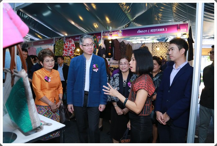 กสอ. จับมือ สภาอุตฯ เชียงใหม่ เปิดพื้นที่ให้ ผปก.ทดสอบตลาดต่อเนื่องปีที่ 29 หวังกระตุ้นเศรษฐกิจท้องถิ่นส่งท้ายปี คาดเงินสะพัดกว่า 40 ลบ.