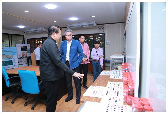 “อธิบดีณัฐพล” ตรวจเยี่ยมและมอบนโยบายแก่ ข้าราชการ พนักงาน และเจ้าหน้าที่ศูนย์วิจัยและพัฒนาวัสดุฯ จ. ลำปาง