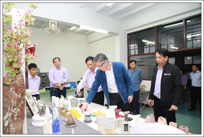 “อธิบดีณัฐพล” ตรวจเยี่ยมและมอบนโยบายแก่ ข้าราชการ พนักงาน และเจ้าหน้าที่ศูนย์วิจัยและพัฒนาวัสดุฯ จ. ลำปาง