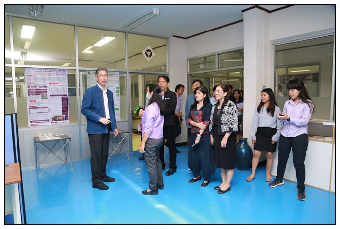“อธิบดีณัฐพล” ตรวจเยี่ยมและมอบนโยบายแก่ ข้าราชการ พนักงาน และเจ้าหน้าที่ศูนย์วิจัยและพัฒนาวัสดุฯ จ. ลำปาง