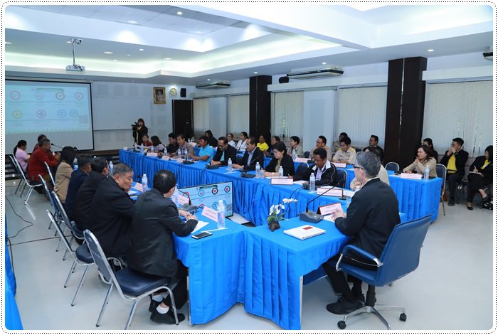 “อธิบดีณัฐพล” รุดผนึกกำลังผู้นำชุมชนในพื้นที่อีสานตอนล่าง 2 ร่วมชี้เป้าพัฒนาวิสาหกิจ หวังยกระดับเศรษฐกิจฐานรากให้เข้มแข็งและยั่งยืน