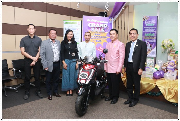 “อธิบดีณัฐพล” ร่วมแถลงข่าว กระทรวงอุตฯ จัดแคมเปญมอบของวัญปีใหม่ 2563 ยกขบวนสินค้าราคาโรงงาน ลดกระหน่ำ 20-70% คาดมีเงินสะพัดกว่า 20 ล้านบาท