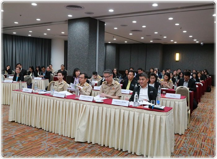 “อธิบดีณัฐพล” ร่วมประชุมนำเสนอผลการประเมินการทำงานโครงการ/กิจกรรมของ กสอ. ปี 2562 
