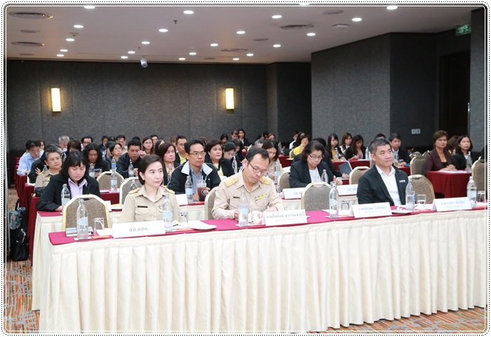 “อธิบดีณัฐพล” ร่วมประชุมนำเสนอผลการประเมินการทำงานโครงการ/กิจกรรมของ กสอ. ปี 2562 