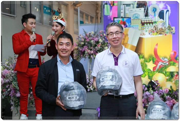 “อธิบดีณัฐพล” ร่วมกิจกรรมนาทีทองในงาน “Outlet ของขวัญเพื่อประชาชน มหกรรมสินค้าราคาโรงงาน"