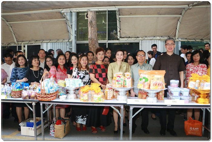 “อสอ.ณัฐพล” นำข้าราชการและเจ้าหน้าที่ กสอ. ร่วมพิธีตักบาตรเนื่องในโอกาสเถลิงศก.ใหม่