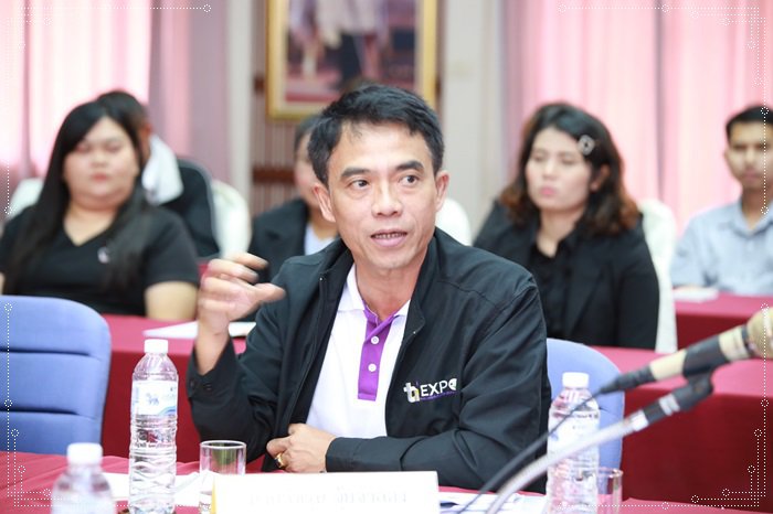 “อธิบดีณัฐพล” ลงพื้นที่โคราช ตรวจเยี่ยมและมอบนโยบายแก่บุคลากร ศภ.6 กสอ. เน้นย้ำจัดสรรการทำงานให้เกิดประโยชน์สูงสุด