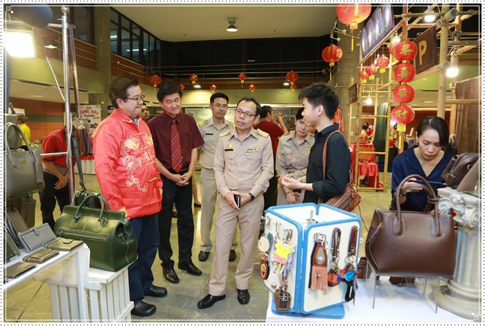กสอ. เปิดพื้นที่โชว์ศักยภาพคลัสเตอร์เครื่องหนัง หวังขยายช่องทางตลาดต่อยอดผู้ประกอบการไทย 