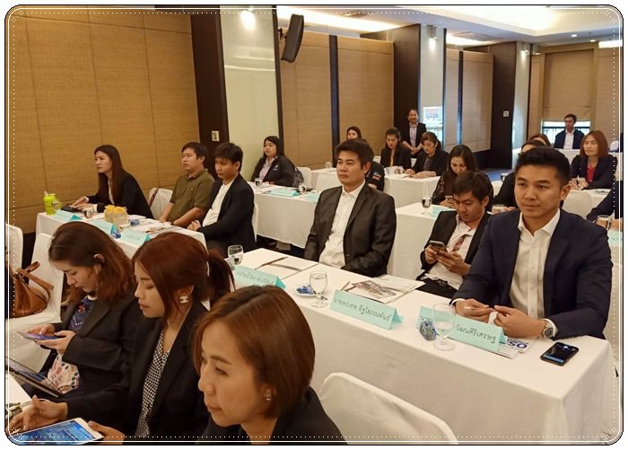 นายใบน้อย สุวรรณชาตรี รองอธิบดีกรมส่งเสริมอุตสาหกรรม การฝึกอบรมเชิงปฏิบัติการกิจกรรมพัฒนาผู้ประกอบการสู่การบริหารธุรกิจแบบมืออาชีพ (Smart SME Program)