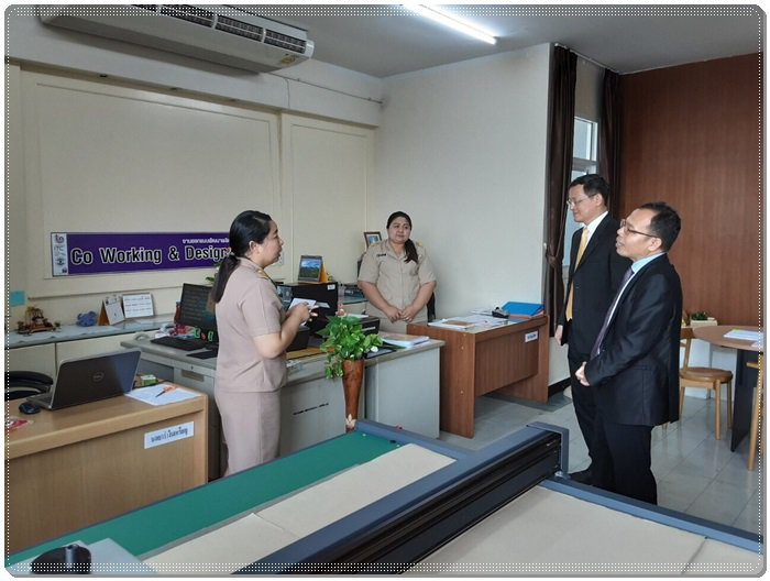 นายใบน้อย สุวรรณชาตรี รองอธิบดีกรมส่งเสริมอุตสาหกรรม พร้อมคณะ ลงพื้นที่ตรวจเยี่ยมศูนย์ส่งเสริมอุตสาหกรรมภาคที่ 9 กรมส่งเสริมอุตสาหกรรม (ศภ.9 กสอ.) 