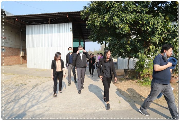 "อธิบดีณัฐพล" นำคณะสื่อมวลชนลงพื้นที่เมืองน่าน ชมสถานประกอบการแปรรูปถั่วลิสง โชว์ความสำเร็จหลักสูตร NEC