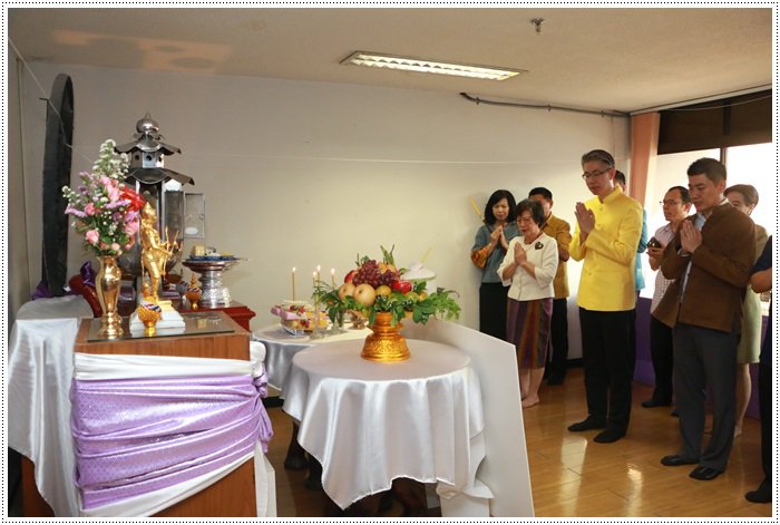 “อธิบดีณัฐพล” นำพลพรรค กสอ. บวรสรวงสิ่งศักดิ์สิทธิ์ ครบรอบ 78 ปี กสอ.