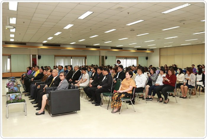 “อธิบดีณัฐพล” มอบโล่และประกาศเกียรติคุณ “คนดี ศรี กสอ.” แก่ข้าราชการและเจ้าหน้าที่ กสอ. ประจำปี 2562