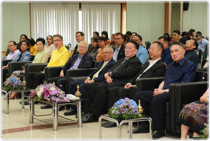 “อธิบดีณัฐพล” นำพลพรรค กสอ. ทำบุญเลี้ยงพระ เนื่องในโอกาสครบรอบ 78 ปี กสอ. 