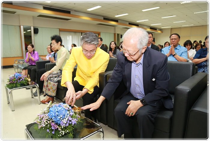“อธิบดีณัฐพล” นำพลพรรค กสอ. ทำบุญเลี้ยงพระ เนื่องในโอกาสครบรอบ 78 ปี กสอ. 