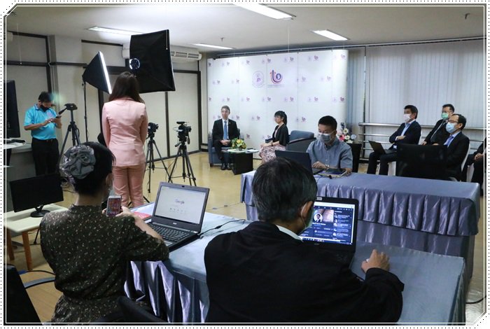 กสอ. ติดอาวุธออนไลน์ SMEs ฝ่าวิกฤตโควิด-19 เร่งปรับกลไกการขายผ่าน Facebook Live 
