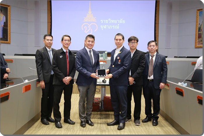 กสอ. จับมือ สถาบันไฟฟ้าฯ ร่วมส่งมอบผลิตภัณฑ์และนวัตกรรมของกลุ่มคลัสเตอร์ฯ ให้แก่ราชวิทยาลัยจุฬาภรณ์ 