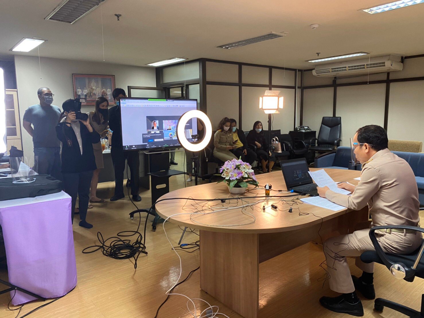 กิจกรรมอบรมเชิงปฏิบัติการในรูปแบบออนไลน์ หลักสูตร “การวางแผนและการบริหารเพื่อการอยู่รอดและเติบโตสำหรับผู้ประกอบการในภาวะวิกฤต” 