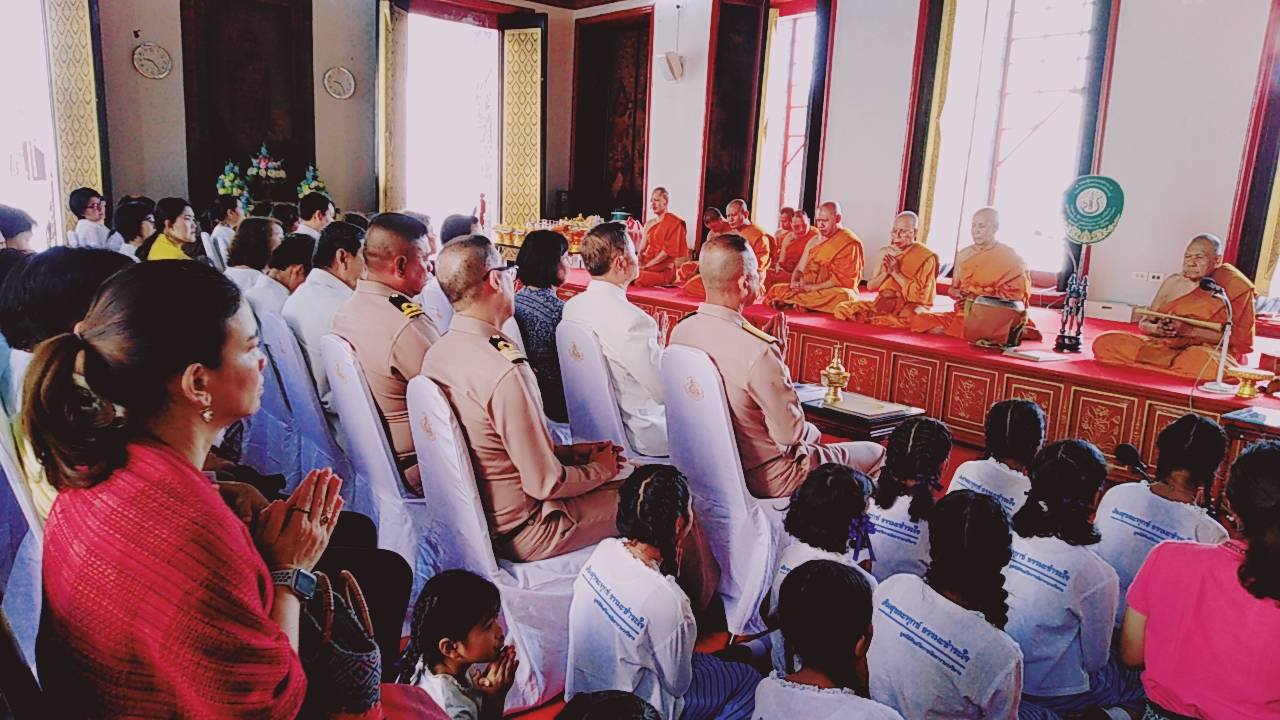 กว.สล.กสอ. เชิญชวนเจ้าหน้าที่เข้าร่วมโครงการ “กิจกรรมเข้าวัดปฏิบัติธรรมสวนะ และเชิญชวนพุทธศาสนิกชนเข้าวัดทำบุญ ฟังพระธรรมเทศนา เจริญจิตภาวนา ในวันธรรมสวนะเข้าวัดปฏิบัติธรรมวันธรรมสวนะ ในปีงบประมาณ พ.ศ. 2563”