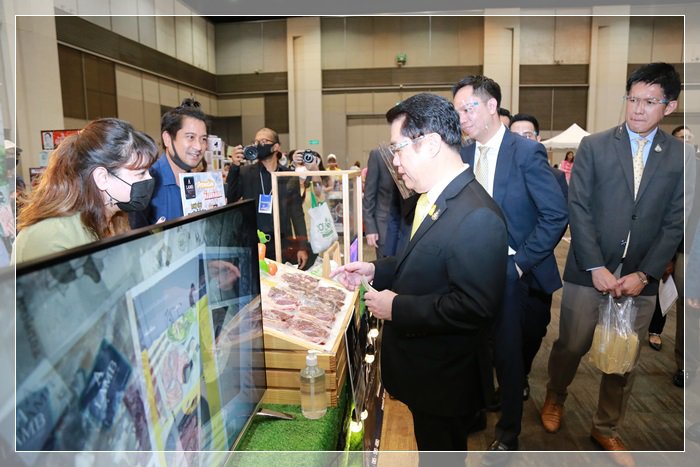 กระทรวงอุตฯ ผนึก สยามพิวรรธน์ กันตนา จัด “ตลาดนัดดารา” ครั้งใหญ่  รวมสินค้าออกแบบยุคใหม่ กระตุ้นรายได้ผู้ประกอบการสร้างสรรค์