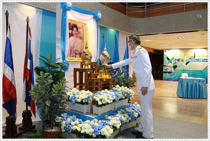 “อธิบดีณัฐพล” นำเหล่าข้าราชการ กสอ. ร่วมพิธีลงนามถวายพระพรชัยมงคล เนื่องในโอกาสวันเฉลิมพระชนมพรรษาสมเด็จพระนางเจ้าสิริกิติ์ พระบรมราชินีนาถ พระบรมราชชนนีพันปีหลวง 88 พรรษา