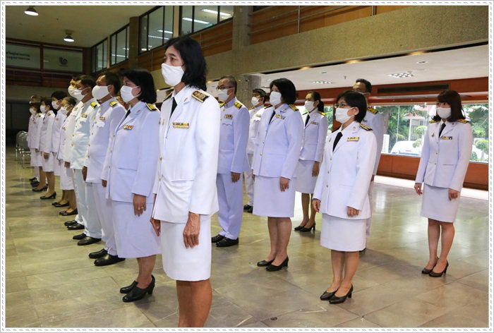 “อธิบดีณัฐพล” นำเหล่าข้าราชการ กสอ. ร่วมพิธีลงนามถวายพระพรชัยมงคล เนื่องในโอกาสวันเฉลิมพระชนมพรรษาสมเด็จพระนางเจ้าสิริกิติ์ พระบรมราชินีนาถ พระบรมราชชนนีพันปีหลวง 88 พรรษา