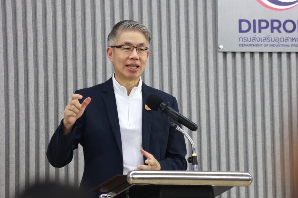 “ดีพร้อม” เดินหน้าขับเคลื่อนซอฟต์พาวเวอร์แฟชั่นไทย สาขาบิวตี้ เสริมภาพลักษณ์ พัฒนาบุคลากรแบบดีพร้อม สร้างความความประทับใจในการบริการให้มีประสิทธิภาพ สอดรับแนวทางการปฏิรูปอุตสาหกรรมไทยสู่เศรษฐกิจยุคใหม่ตามนโยบาย รมว.เอกนัฎ