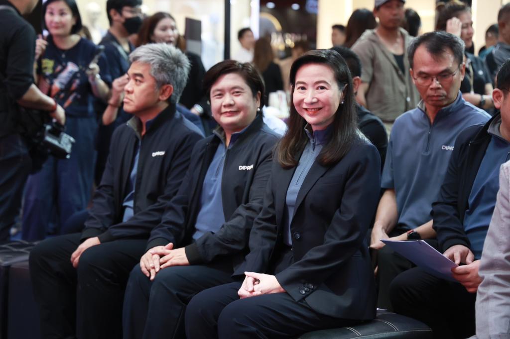 “อธิบดีณัฏฐิญา” บินตรงเมืองล้านนา นำทัพ ผปก. ดีพร้อม ร่วมงาน Thailand Coffee Hub 2025 ภาคเหนือ โชว์ศักยภาพดันซอฟต์พาวเวอร์อาหารไทย ขานรับนโยบาย รมว.เอกนัฏ