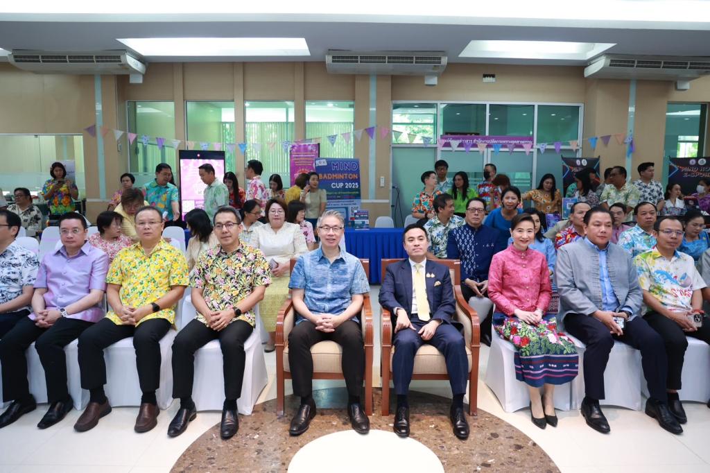 รัฐมนตรีฯ เอกนัฏ ร่วมประเพณีสงกรานต์ ก.อุตฯ ปี 68 "เถลิงศกใหม่ สาดใส่ความสุข"
