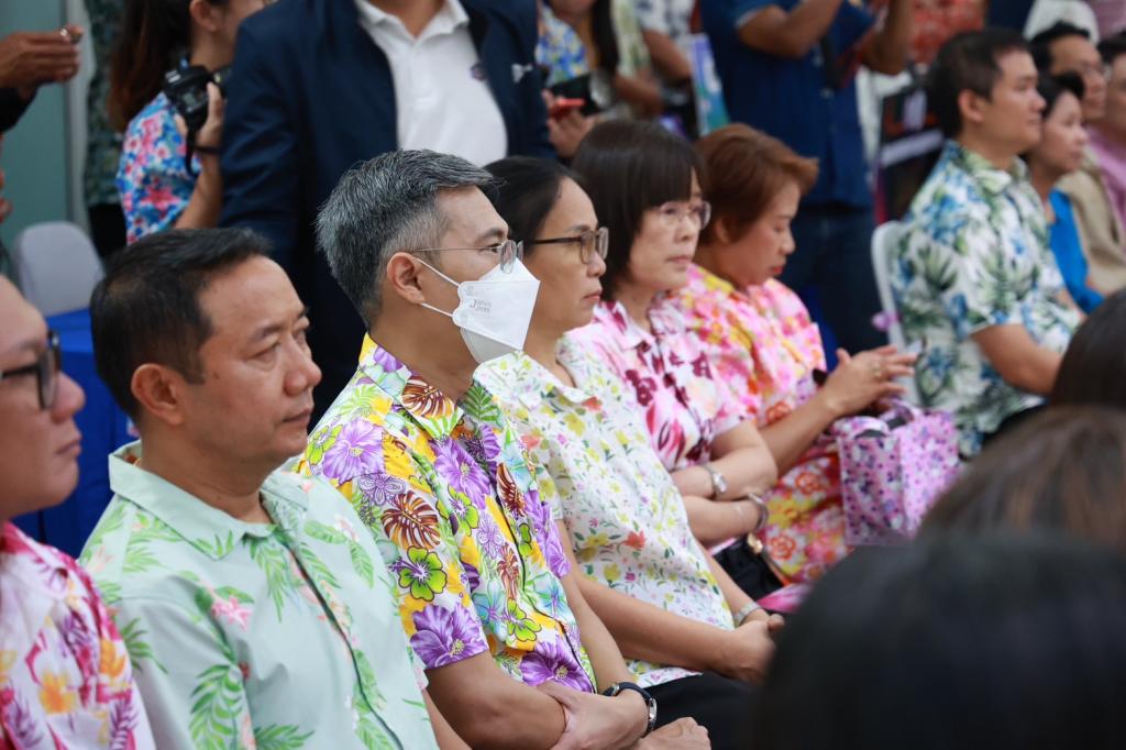 รัฐมนตรีฯ เอกนัฏ ร่วมประเพณีสงกรานต์ ก.อุตฯ ปี 68 "เถลิงศกใหม่ สาดใส่ความสุข"