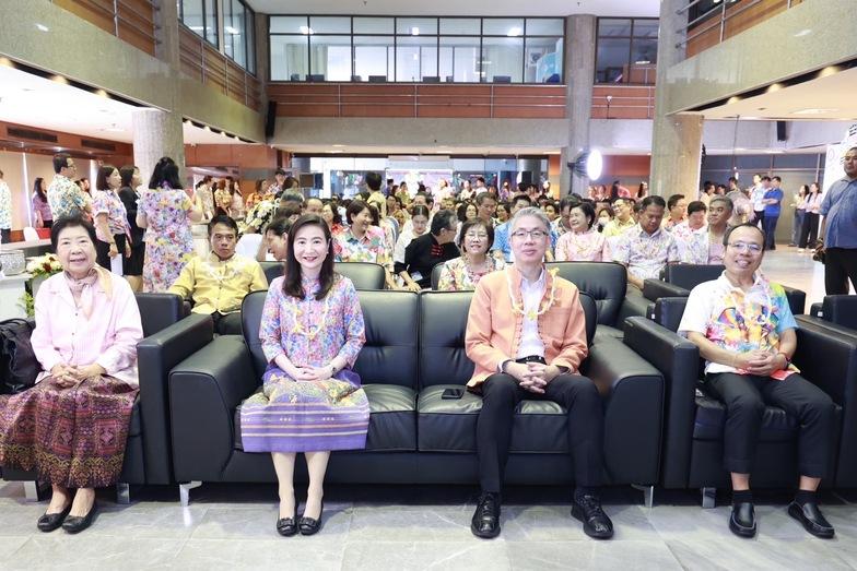 ”ดีพร้อม“ เปิดบ้าน สืบสานวัฒนธรรมประเพณีวันสงกรานต์
