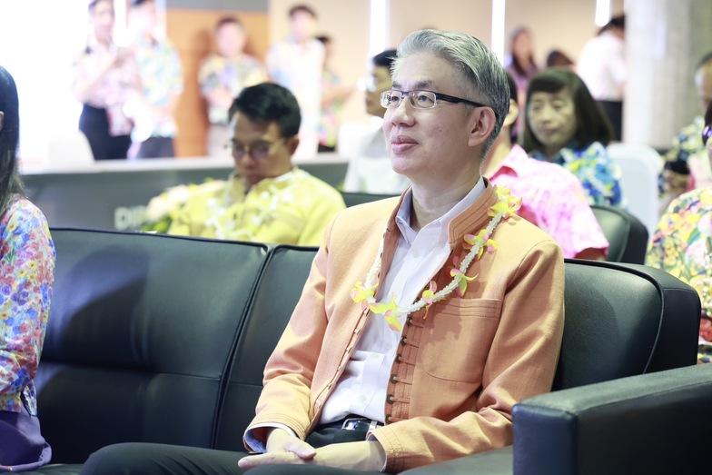 ”ดีพร้อม“ เปิดบ้าน สืบสานวัฒนธรรมประเพณีวันสงกรานต์