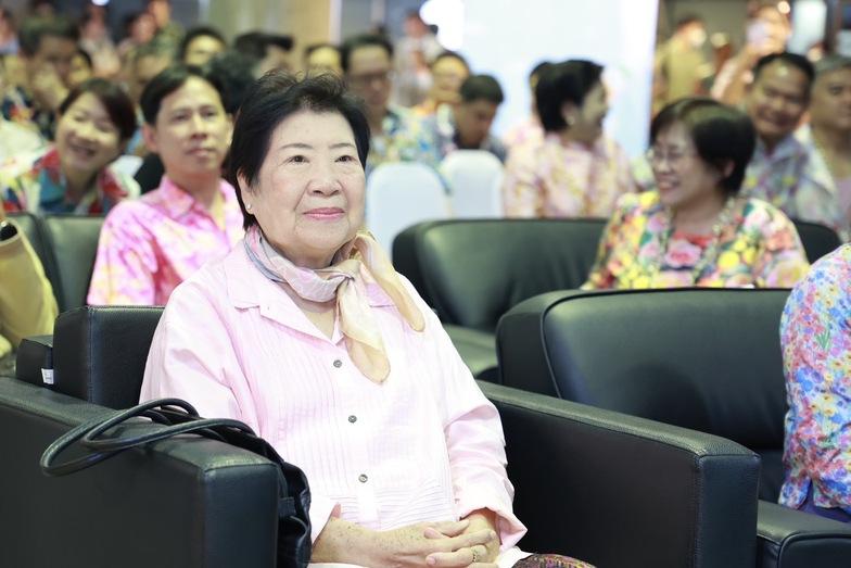 ”ดีพร้อม“ เปิดบ้าน สืบสานวัฒนธรรมประเพณีวันสงกรานต์