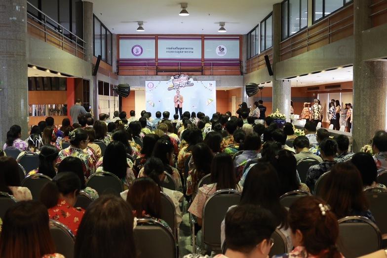 ”ดีพร้อม“ เปิดบ้าน สืบสานวัฒนธรรมประเพณีวันสงกรานต์