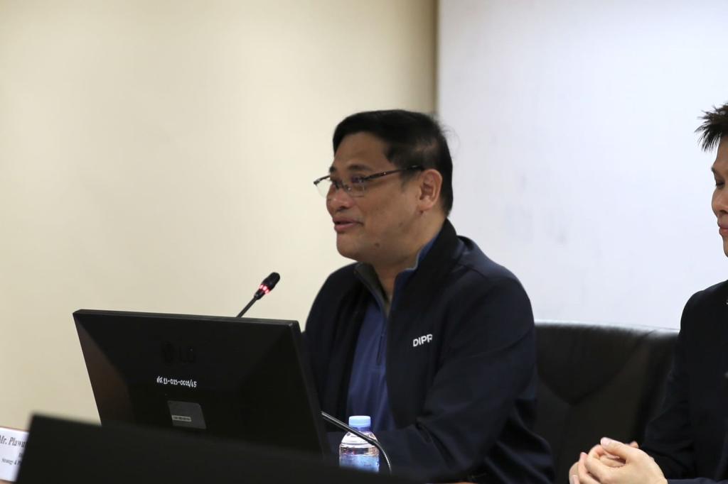 “ดีพร้อม” หารือ “เมืองโยโกฮาม่า” เตรียมกระชับความร่วมมือ ส่งเสริมผู้ประกอบการไทย-ญี่ปุ่น มุ่งเน้น  "Decarbonization (การลดคาร์บอน)" และ "Biofuel Vehicles (ยานยนต์เชื้อเพลิงชีวภาพ)" ส่งเสริมอุตสาหกรรม BCG ตามนโยบาย รมว.เอกนัฏฯ