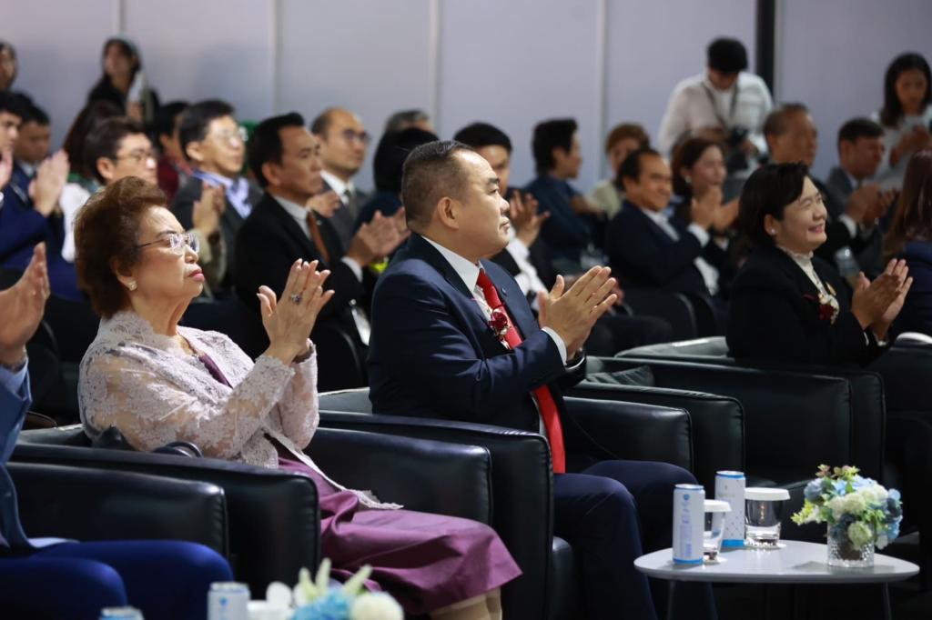 “รสอ.ดวงดาว” เปิดงาน “JGAB 2025” เวทีอัญมณีและเครื่องประดับอาเซียน ค้นหาดีไซน์เนอร์หน้าใหม่ ผลักดันไทยสู่ศูนย์กลางการค้าและการผลิตอัญมณีและเครื่องประดับระดับโลก ตามนโยบาย รมว.เอกนัฏ