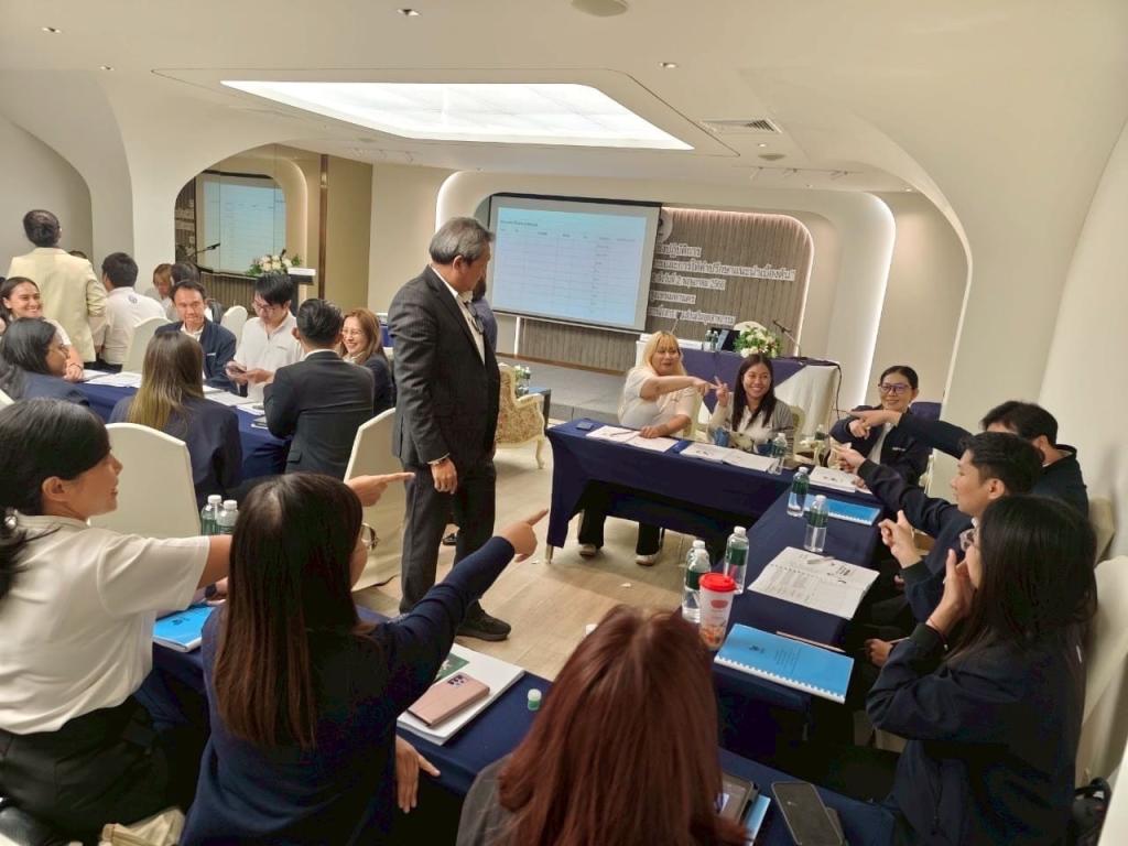 ดีพร้อม เร่งยกระดับบุคลากร "Front Desk" สู่การเป็นผู้วินิจฉัยสถานประกอบการ มุ่งขับเคลื่อนธุรกิจอุตสาหกรรมไทยให้เติบโต ตามนโยบาย รมว.เอกนัฏ