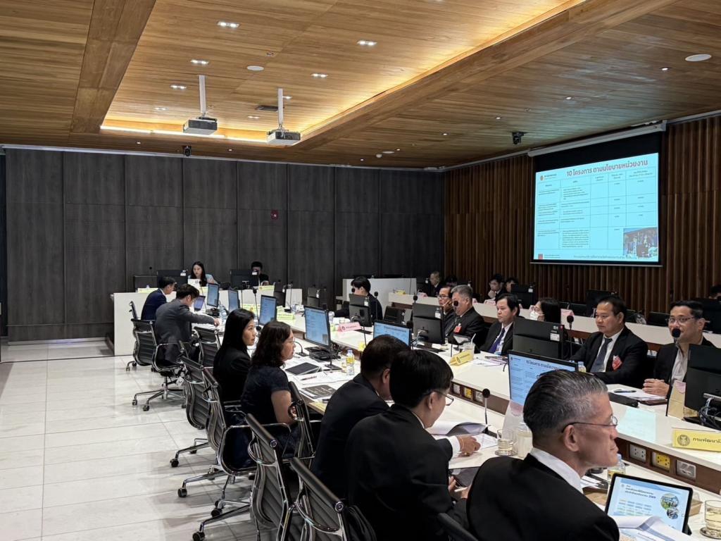 “รสอ.สุรพล” ร่วมประชุมกับคณะอนุฯ ของบปี 69 เน้นยกระดับทักษะ ผปก.ไทย รับเศรษฐกิจใหม่ ตามนโยบาย “อธิบดีณัฏฐิญา”
