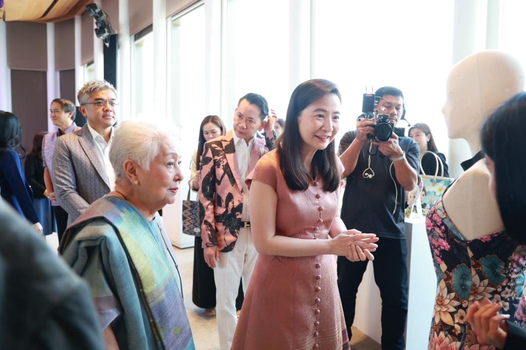“ดีพร้อม” ปั้นสตาร์ตอัพแฟชั่น ต่อยอดเศรษฐกิจ 3.9 แสนล้าน ติดอาวุธผู้ประกอบการ พร้อมเชื่อมโยงแหล่งทุนจัดตั้งธุรกิจตามนโยบาย รวอ.เอกนัฏ