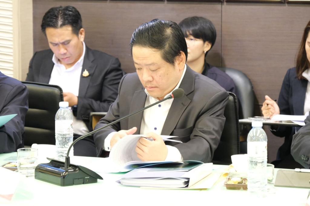 “ดีพร้อม" ร่วมประชุมถกคณะกรรมการควบคุมยาง สร้างความเข้าใจ ภาคเอกชน-เกษตรกรไทย ร่วมแก้ไขปัญหาราคายาง เพื่อสร้างการเติบโตอย่างยั่งยืนตามนโยบาย รมว.เอกนัฏ