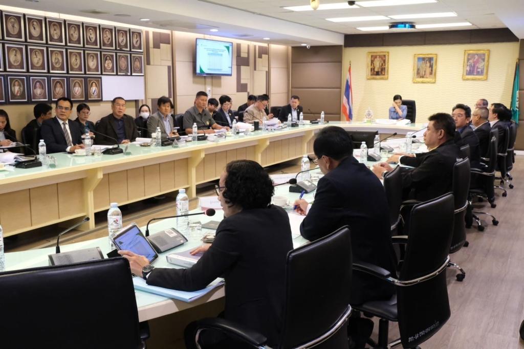 “ดีพร้อม" ร่วมประชุมถกคณะกรรมการควบคุมยาง สร้างความเข้าใจ ภาคเอกชน-เกษตรกรไทย ร่วมแก้ไขปัญหาราคายาง เพื่อสร้างการเติบโตอย่างยั่งยืนตามนโยบาย รมว.เอกนัฏ