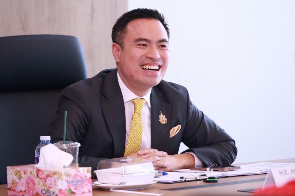 ดีพร้อม รับรางวัล "ศูนย์ข้อมูลข่าวสารของราชการโดดเด่น" สอดคล้องนโยบาย รวอ. เอกนัฏ เน้นใช้ข้อมูลข่าวสาร เพื่อสร้างความโปร่งใส