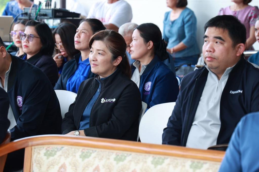 “อธิบดีณัฏฐิญา” เดินเครื่องดีพร้อมคอมมูนิตี้ เร่งให้ทักษะชุมชนท่าค้อ ดึงอัตลักษณ์อาหารพื้นถิ่น หวังสร้างอาชีพ กระจายรายได้สู่เศรษฐกิจชุมชน ตามนโยบาย รวอ.เอกนัฏ
