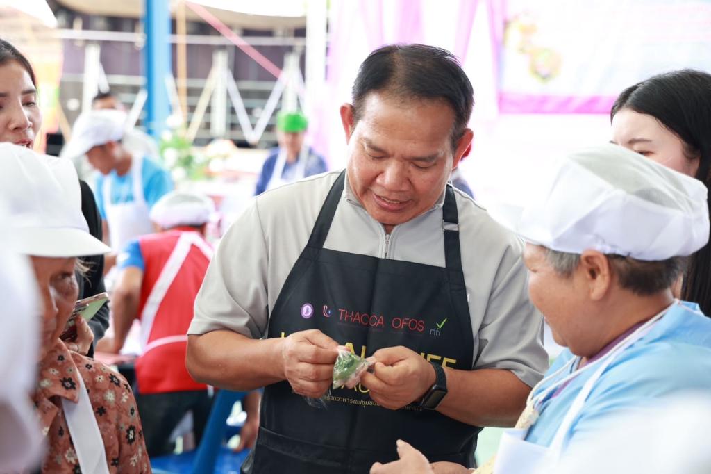 “อธิบดีณัฏฐิญา” เดินเครื่องดีพร้อมคอมมูนิตี้ เร่งให้ทักษะชุมชนท่าค้อ ดึงอัตลักษณ์อาหารพื้นถิ่น หวังสร้างอาชีพ กระจายรายได้สู่เศรษฐกิจชุมชน ตามนโยบาย รวอ.เอกนัฏ