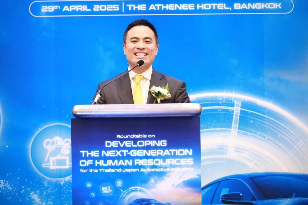ก.อุตฯ – METI เปิดเวทีถกความร่วมมือพลังงาน–อุตสาหกรรม จับคู่รัฐ เอกชนไทย-ญี่ปุ่น ลงนาม MOU 9 ฉบับ หนุนอุตสาหกรรมอนาคต