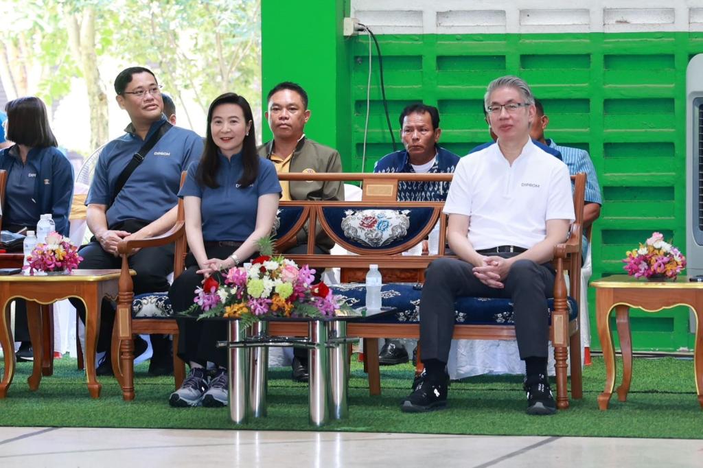 “ปลัดณัฐพล” ปักหมุดนครพนม สั่งการ “ดีพร้อม” “ให้ทักษะ” ดึงอัตลักษณ์อาหารพื้นถิ่นปลาแม่น้ำโขง สร้างรายได้ ต่อยอดอาชีพชุมชนตำบลบ้านค้อ โพนสวรรค์ หวังเสริมแกร่งเศรษฐกิจฐานรากอย่างยั่งยืน ตามนโยบาย รมว.เอกนัฏ