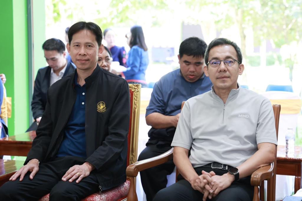 “ปลัดณัฐพล” ปักหมุดนครพนม สั่งการ “ดีพร้อม” “ให้ทักษะ” ดึงอัตลักษณ์อาหารพื้นถิ่นปลาแม่น้ำโขง สร้างรายได้ ต่อยอดอาชีพชุมชนตำบลบ้านค้อ โพนสวรรค์ หวังเสริมแกร่งเศรษฐกิจฐานรากอย่างยั่งยืน ตามนโยบาย รมว.เอกนัฏ