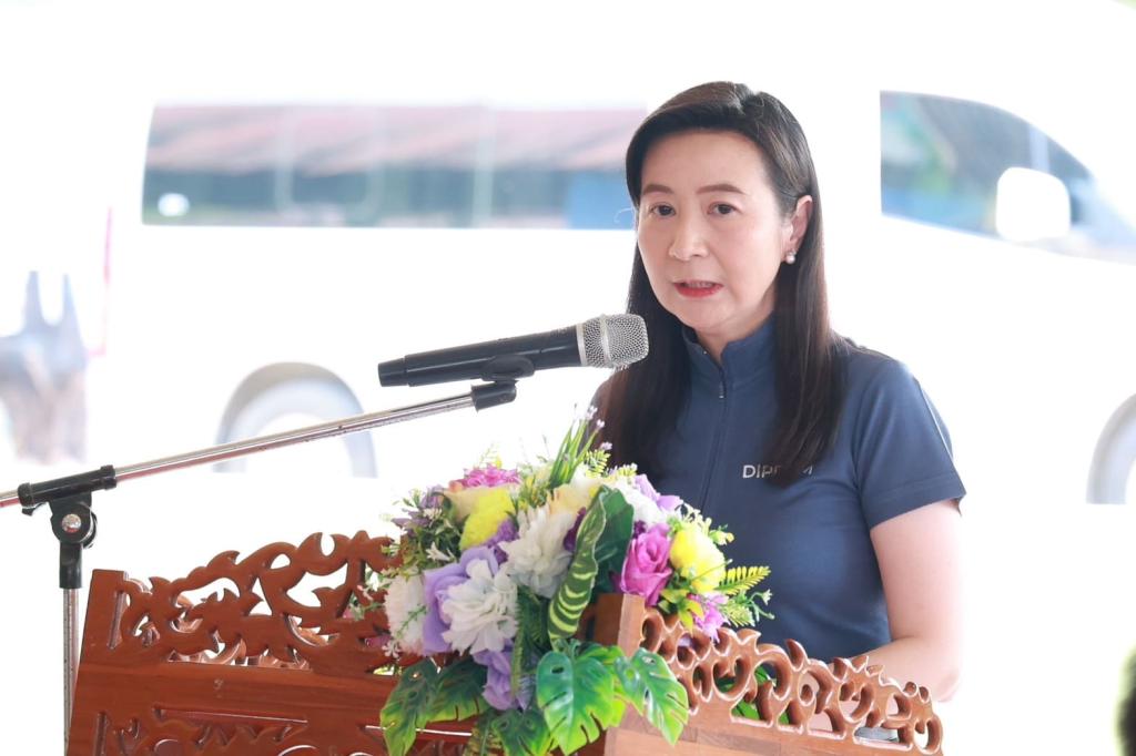 ”ปลัดณัฐพล“ ติดปีกชุมชน “ดีพร้อม” นครพนม ให้ทักษะแปรรูปผัก ผลไม้ สมุนไพรท้องถิ่น สร้างอาชีพ สร้างรายได้ สร้างเศรษฐกิจชุมชนตำบลรามราช ท่าอุเทน สู่การพัฒนาที่ยั่งยืนตามนโยบาย รมว.เอกนัฏ